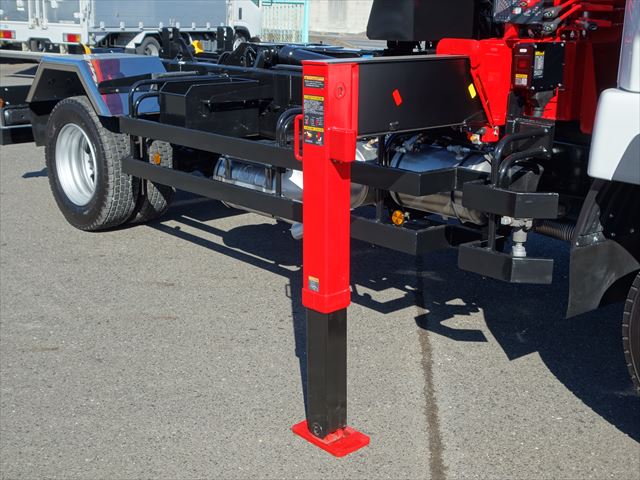 クレーン付アームロール|中古トラックの販売・買取・査定のアイナビ