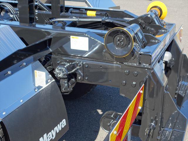 クレーン付アームロール|中古トラックの販売・買取・査定のアイナビ