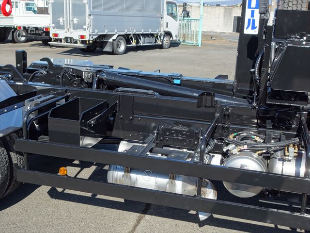 クレーン付アームロール|中古トラックの販売・買取・査定のアイナビ