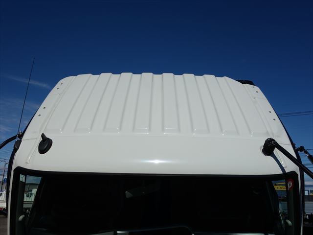 クレーン付アームロール|中古トラックの販売・買取・査定のアイナビ