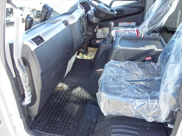 クレーン付アームロール|中古トラックの販売・買取・査定のアイナビ