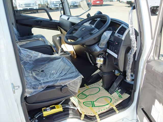 クレーン付アームロール|中古トラックの販売・買取・査定のアイナビ