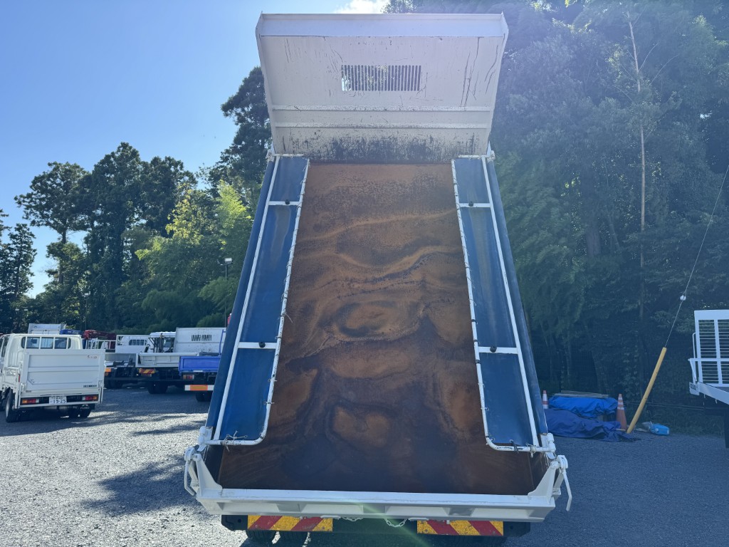 強化ダンプ 新明和|中古トラックの販売・買取・査定のアイナビ