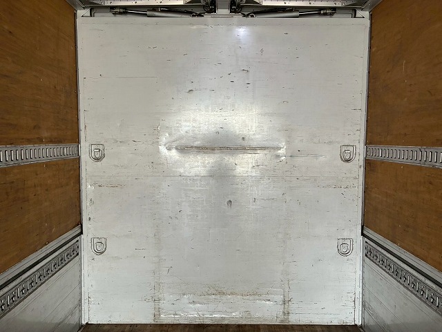 8×44軸低床2デフ後輪エアサス日本トレクスエスコット|中古トラックの販売・買取・査定のアイナビ