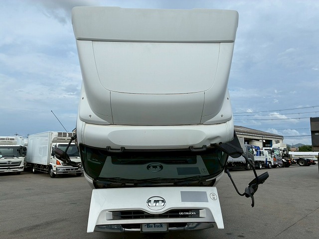 8×44軸低床2デフ後輪エアサス日本トレクスエスコット|中古トラックの販売・買取・査定のアイナビ