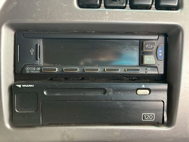 8×44軸低床2デフ後輪エアサス日本トレクスエスコット|中古トラックの販売・買取・査定のアイナビ