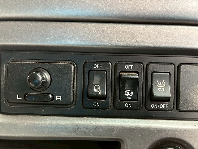 8×44軸低床2デフ後輪エアサス日本トレクスエスコット|中古トラックの販売・買取・査定のアイナビ