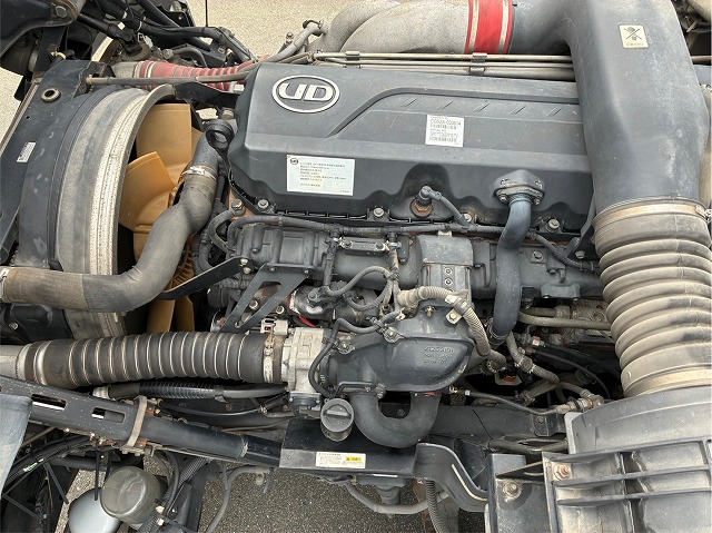 8×44軸低床2デフ後輪エアサス日本トレクスエスコット|中古トラックの販売・買取・査定のアイナビ