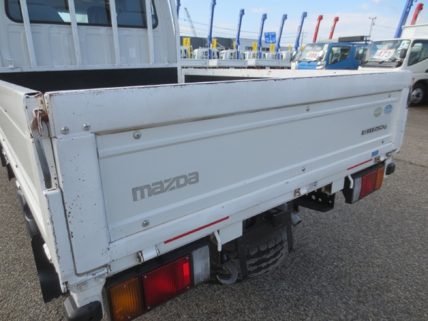 マツダタイタンWキャブ|中古トラックの販売・買取・査定のアイナビ