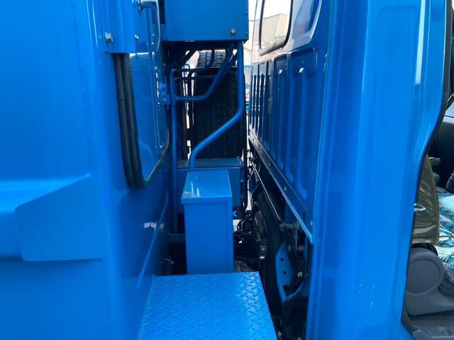 いすゞ|中古トラックの販売・買取・査定のアイナビ