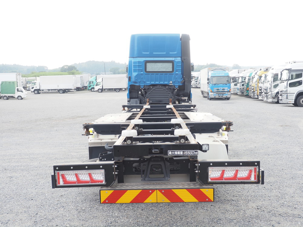 日野 シャーシ プロフィア|中古トラックの販売・買取・査定のアイナビ