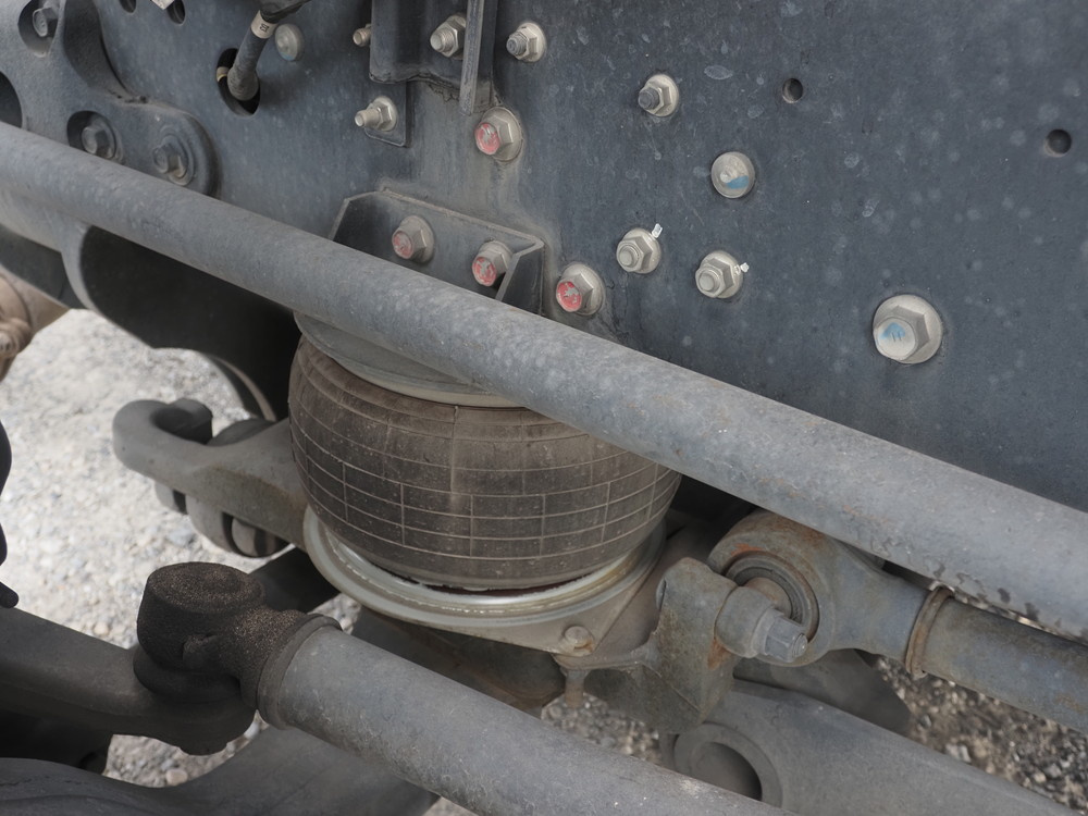 日野 シャーシ プロフィア|中古トラックの販売・買取・査定のアイナビ