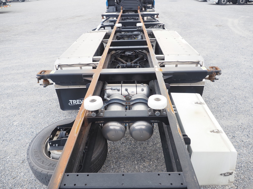 日野 シャーシ プロフィア|中古トラックの販売・買取・査定のアイナビ