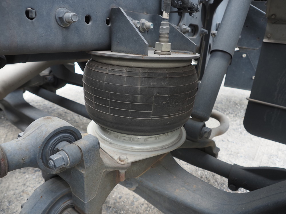 日野 シャーシ プロフィア|中古トラックの販売・買取・査定のアイナビ