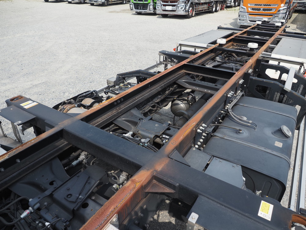 日野 シャーシ プロフィア|中古トラックの販売・買取・査定のアイナビ