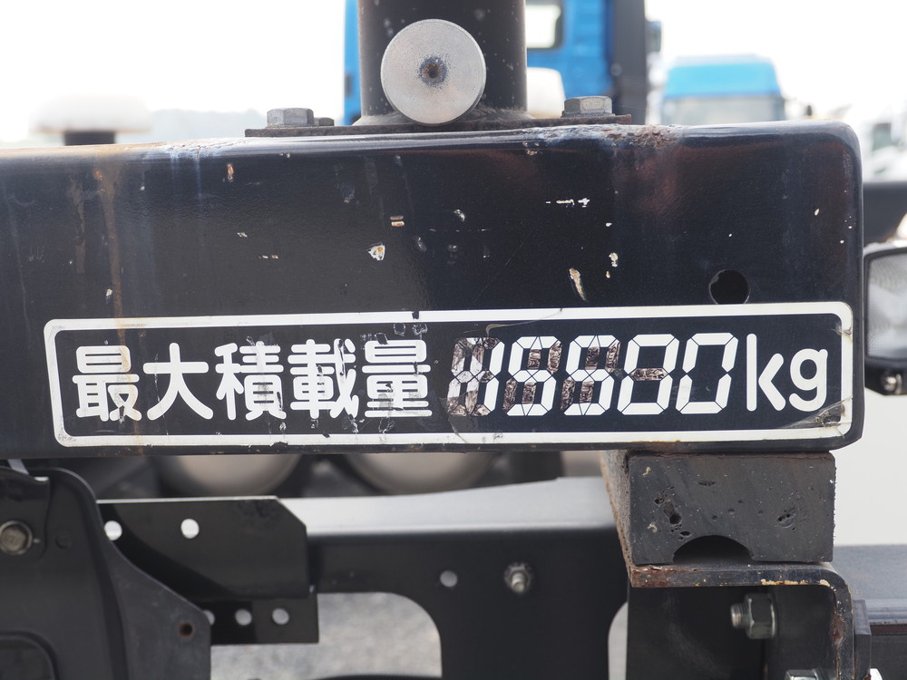 日野 シャーシ プロフィア|中古トラックの販売・買取・査定のアイナビ