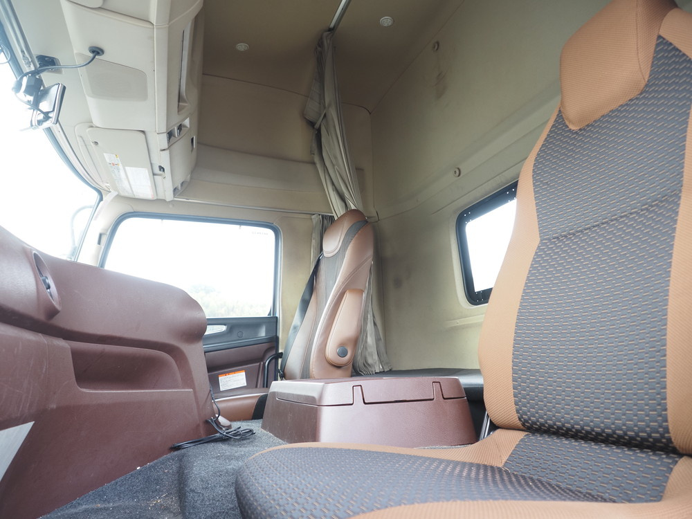 日野 シャーシ プロフィア|中古トラックの販売・買取・査定のアイナビ