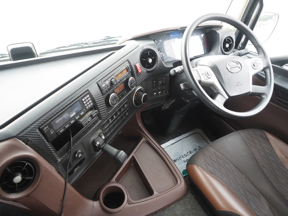 日野 シャーシ プロフィア|中古トラックの販売・買取・査定のアイナビ