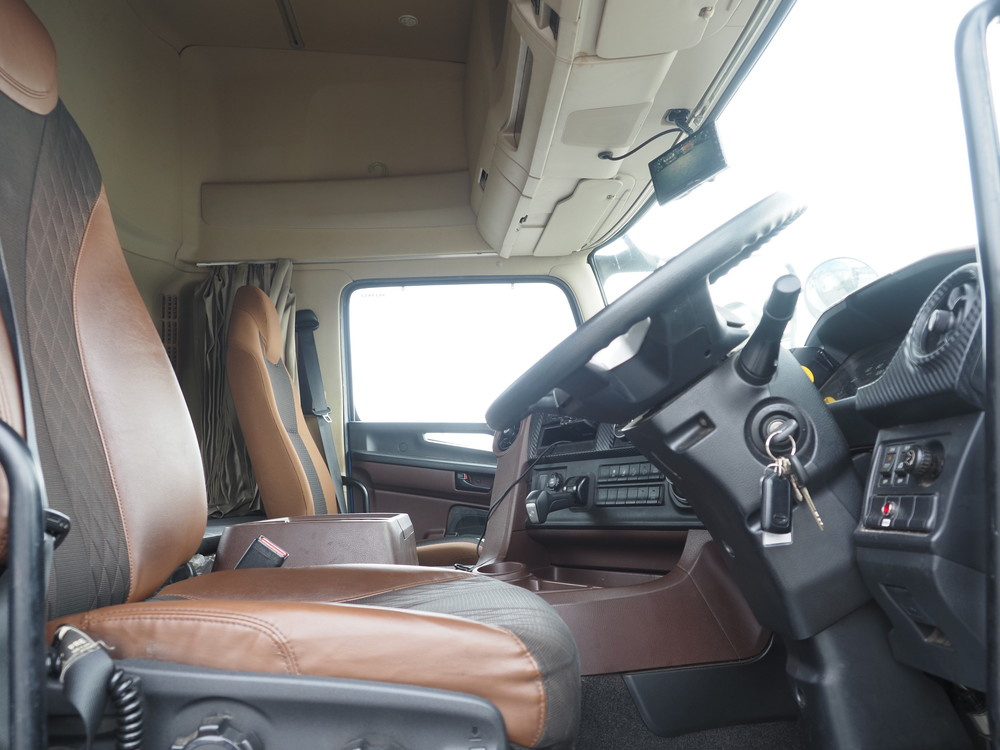 日野 シャーシ プロフィア|中古トラックの販売・買取・査定のアイナビ