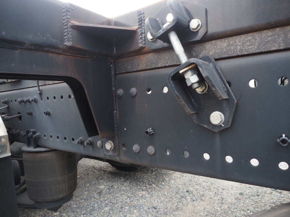 日野 シャーシ プロフィア|中古トラックの販売・買取・査定のアイナビ