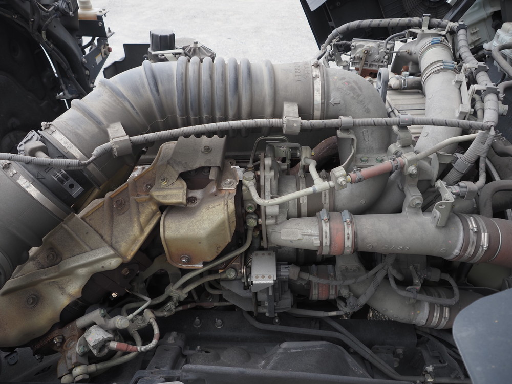 日野 シャーシ プロフィア|中古トラックの販売・買取・査定のアイナビ