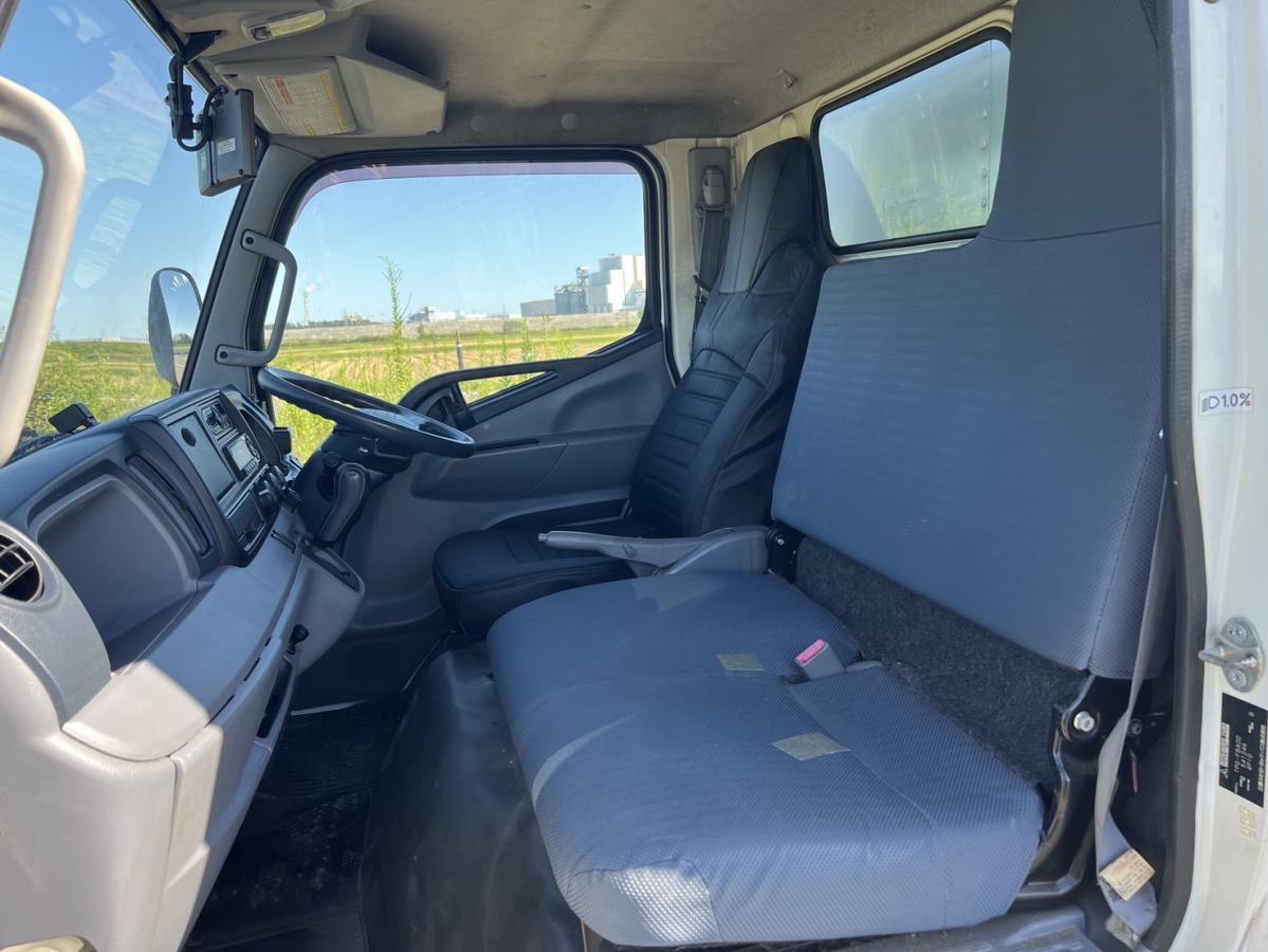 平成27年キャンターアルミバン標準ロングオートマ準中型|中古トラックの販売・買取・査定のアイナビ