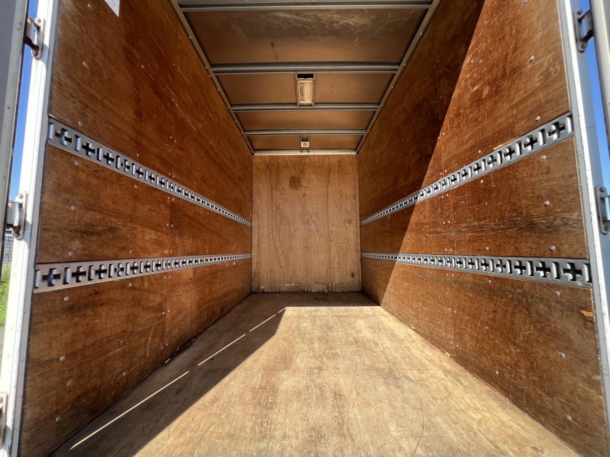 平成27年キャンターアルミバン標準ロングオートマ準中型|中古トラックの販売・買取・査定のアイナビ