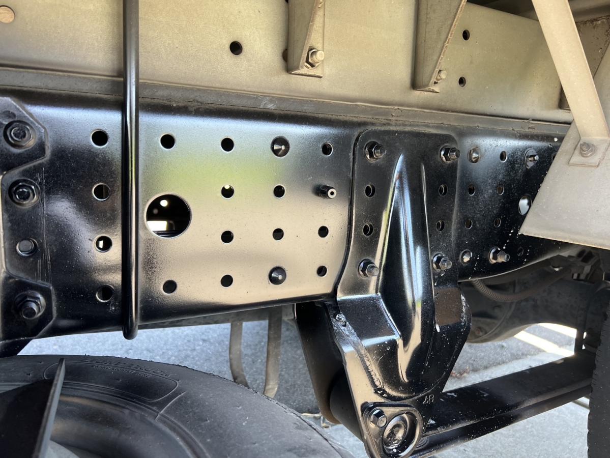 平成27年キャンターアルミバン標準ロングオートマ準中型|中古トラックの販売・買取・査定のアイナビ