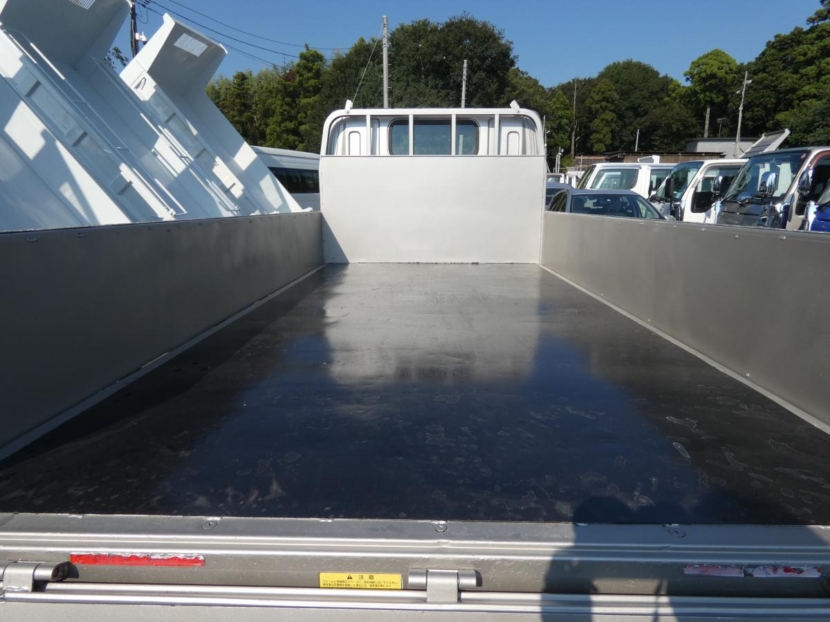 H25 キャンター2トン 平ボディ オートマ ETC250919|中古トラックの販売・買取・査定のアイナビ