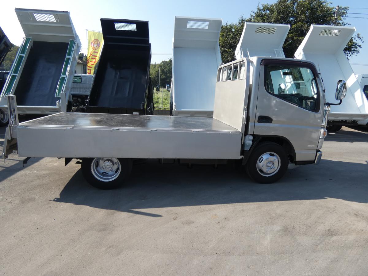 H25 キャンター2トン 平ボディ オートマ ETC250919|中古トラックの販売・買取・査定のアイナビ