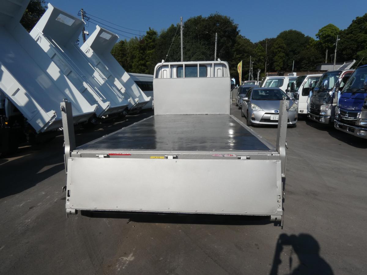 H25 キャンター2トン 平ボディ オートマ ETC250919|中古トラックの販売・買取・査定のアイナビ