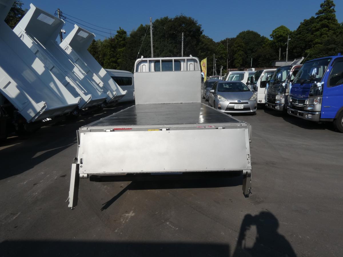 H25 キャンター2トン 平ボディ オートマ ETC250919|中古トラックの販売・買取・査定のアイナビ