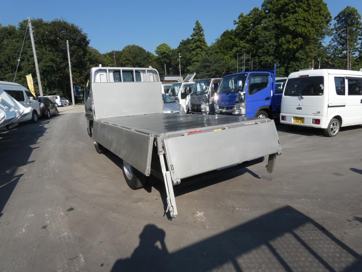 H25 キャンター2トン 平ボディ オートマ ETC250919|中古トラックの販売・買取・査定のアイナビ