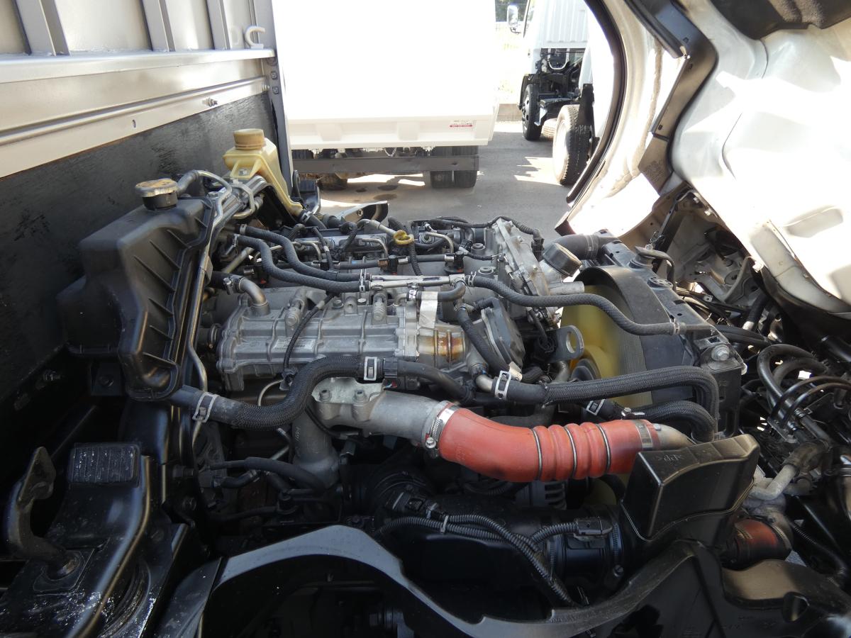 H25 キャンター2トン 平ボディ オートマ ETC250919|中古トラックの販売・買取・査定のアイナビ