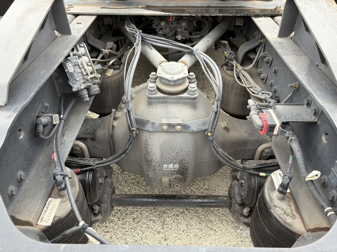 H31年式、クオン、ハイルーフトラクタ、車検付|中古トラックの販売・買取・査定のアイナビ