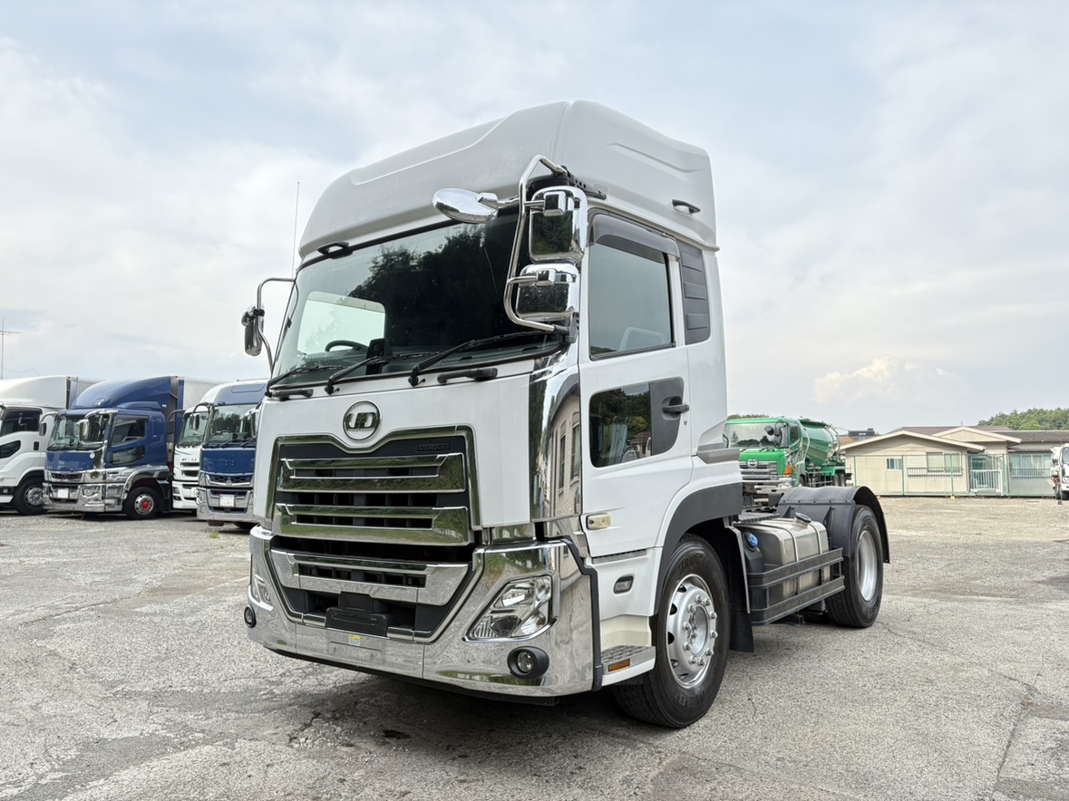 H31年式、クオン、ハイルーフトラクタ、車検付|中古トラックの販売・買取・査定のアイナビ