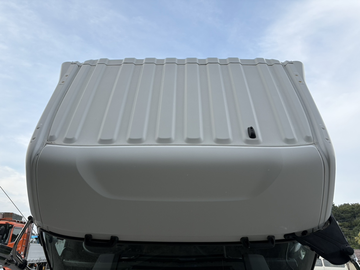 H31年式、クオン、ハイルーフトラクタ、車検付|中古トラックの販売・買取・査定のアイナビ