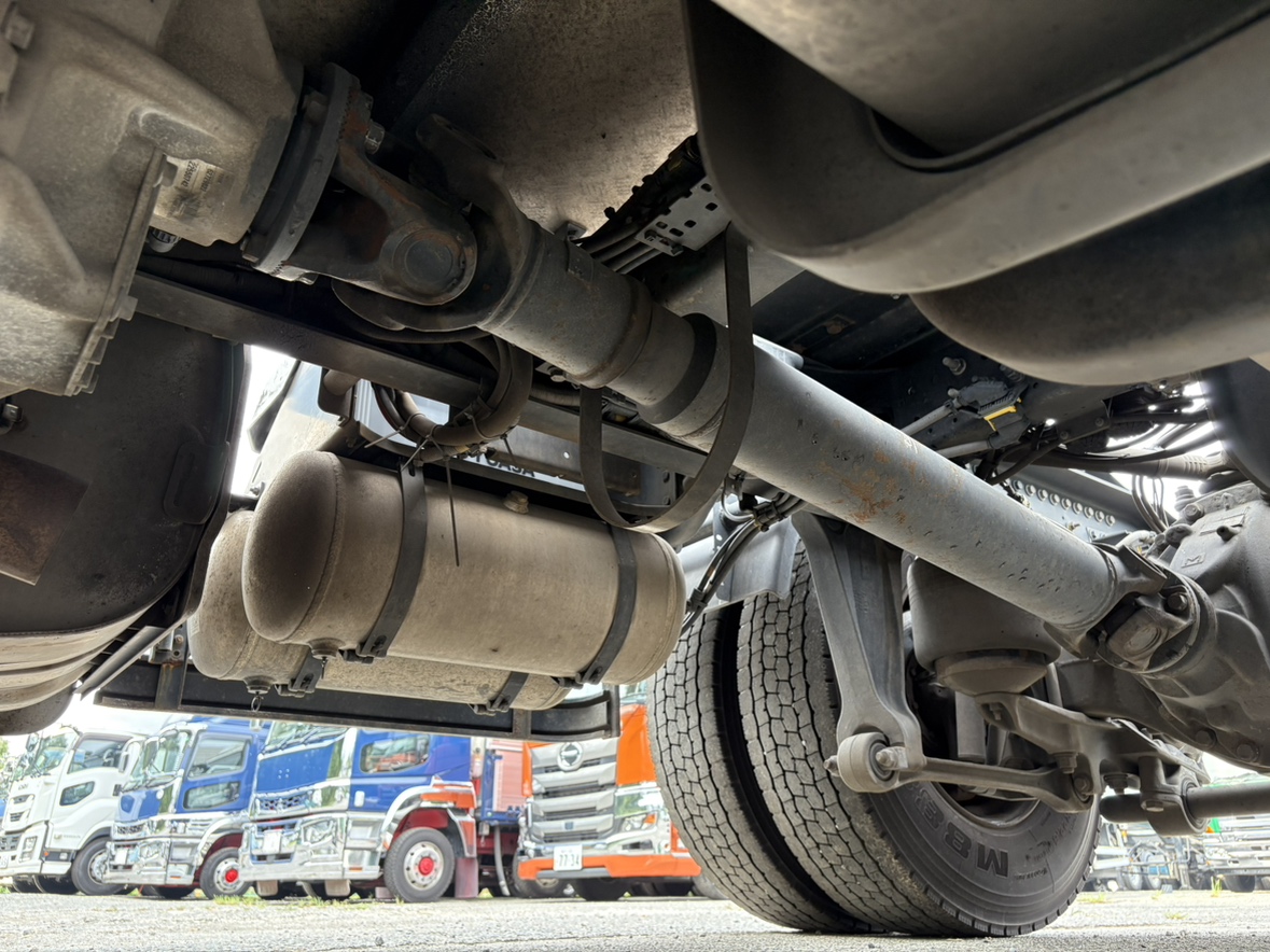 H31年式、クオン、ハイルーフトラクタ、車検付|中古トラックの販売・買取・査定のアイナビ