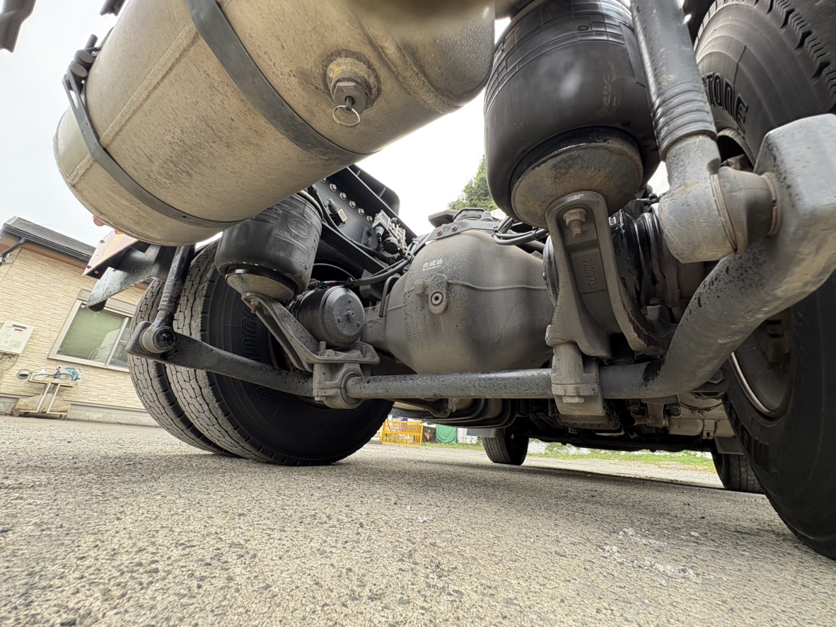 H31年式、クオン、ハイルーフトラクタ、車検付|中古トラックの販売・買取・査定のアイナビ