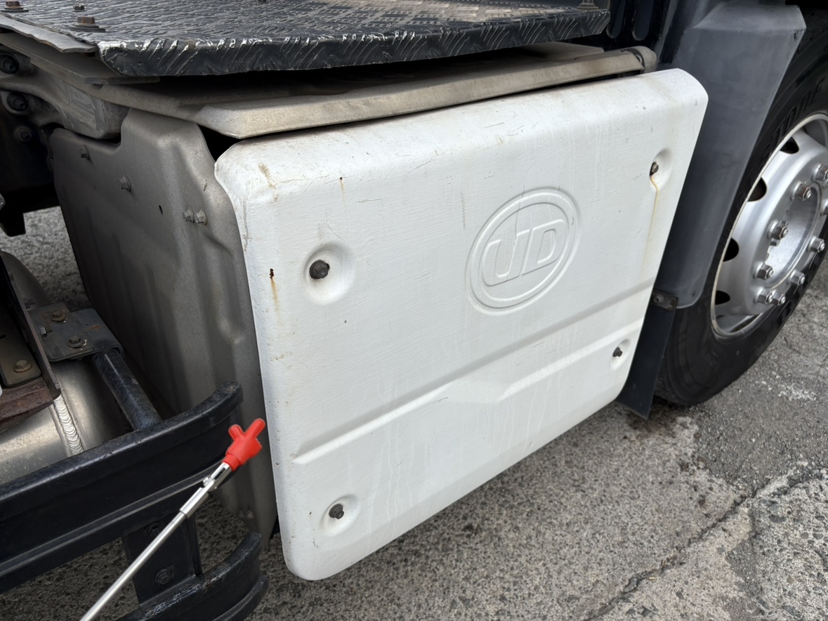 H31年式、クオン、ハイルーフトラクタ、車検付|中古トラックの販売・買取・査定のアイナビ