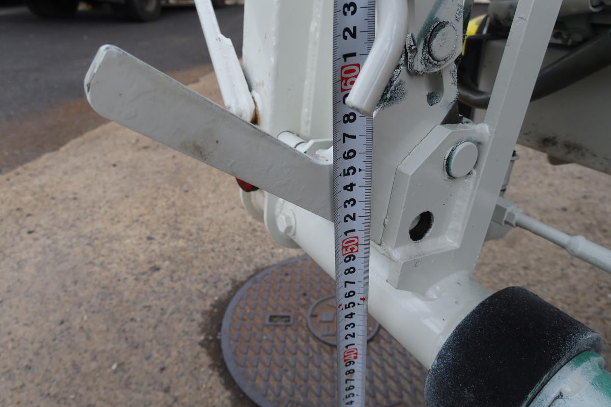 ワイド幅 巻き込みパッカー車 新明和製7.3立米 積載2550kg|中古トラックの販売・買取・査定のアイナビ