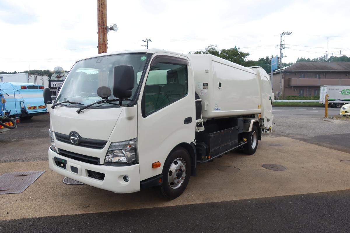 ワイド幅 巻き込みパッカー車 新明和製7.3立米 積載2550kg|中古トラックの販売・買取・査定のアイナビ