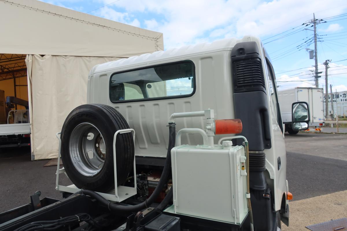 ワイド幅 巻き込みパッカー車 新明和製7.3立米 積載2550kg|中古トラックの販売・買取・査定のアイナビ