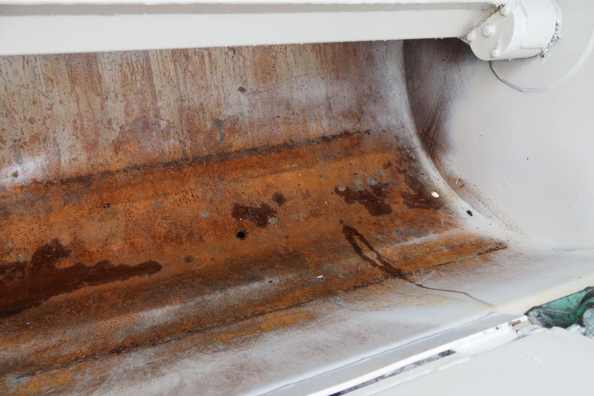 ワイド幅 巻き込みパッカー車 新明和製7.3立米 積載2550kg|中古トラックの販売・買取・査定のアイナビ