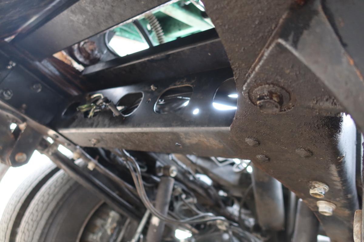 ワイド幅 巻き込みパッカー車 新明和製7.3立米 積載2550kg|中古トラックの販売・買取・査定のアイナビ