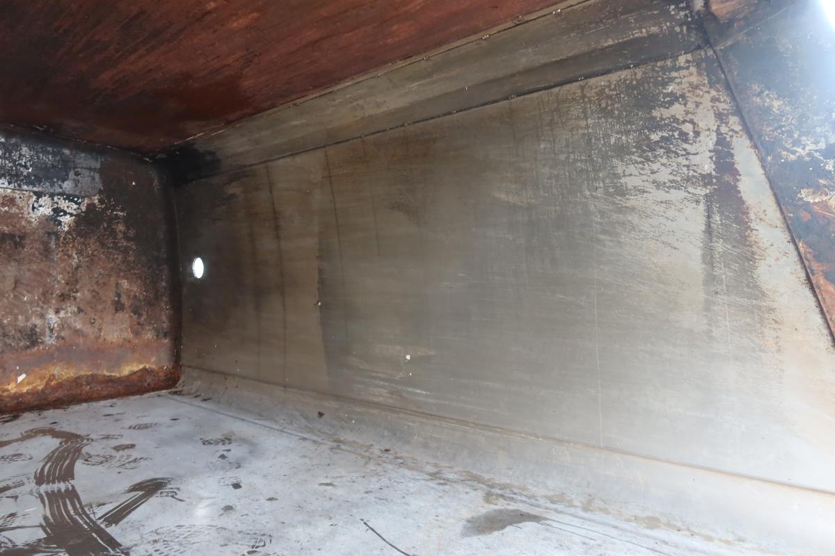 ワイド幅 巻き込みパッカー車 新明和製7.3立米 積載2550kg|中古トラックの販売・買取・査定のアイナビ