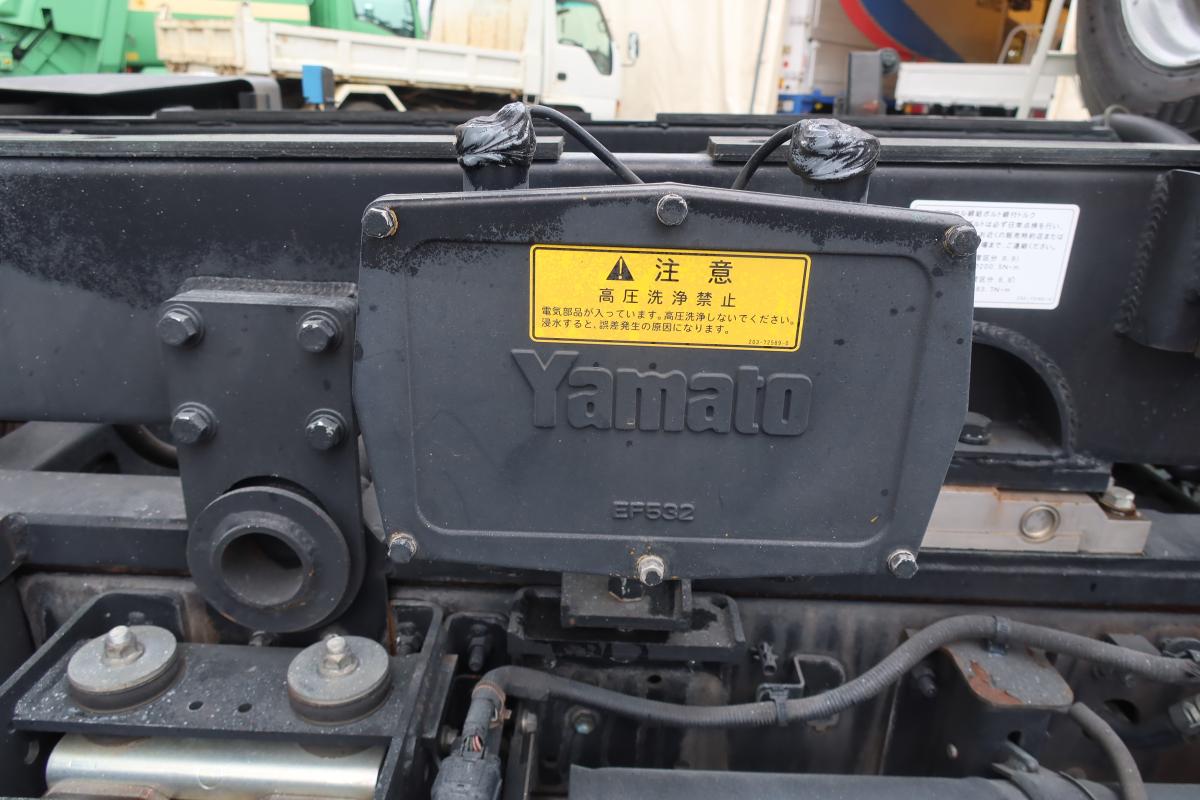 ワイド幅 巻き込みパッカー車 新明和製7.3立米 積載2550kg|中古トラックの販売・買取・査定のアイナビ