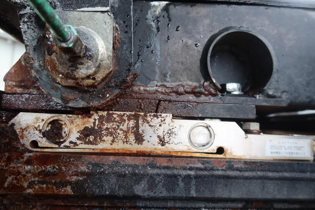 ワイド幅 巻き込みパッカー車 新明和製7.3立米 積載2550kg|中古トラックの販売・買取・査定のアイナビ