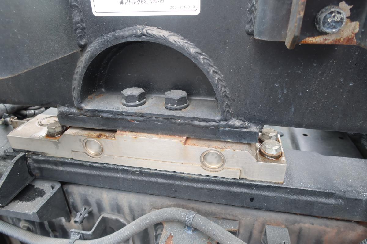 ワイド幅 巻き込みパッカー車 新明和製7.3立米 積載2550kg|中古トラックの販売・買取・査定のアイナビ