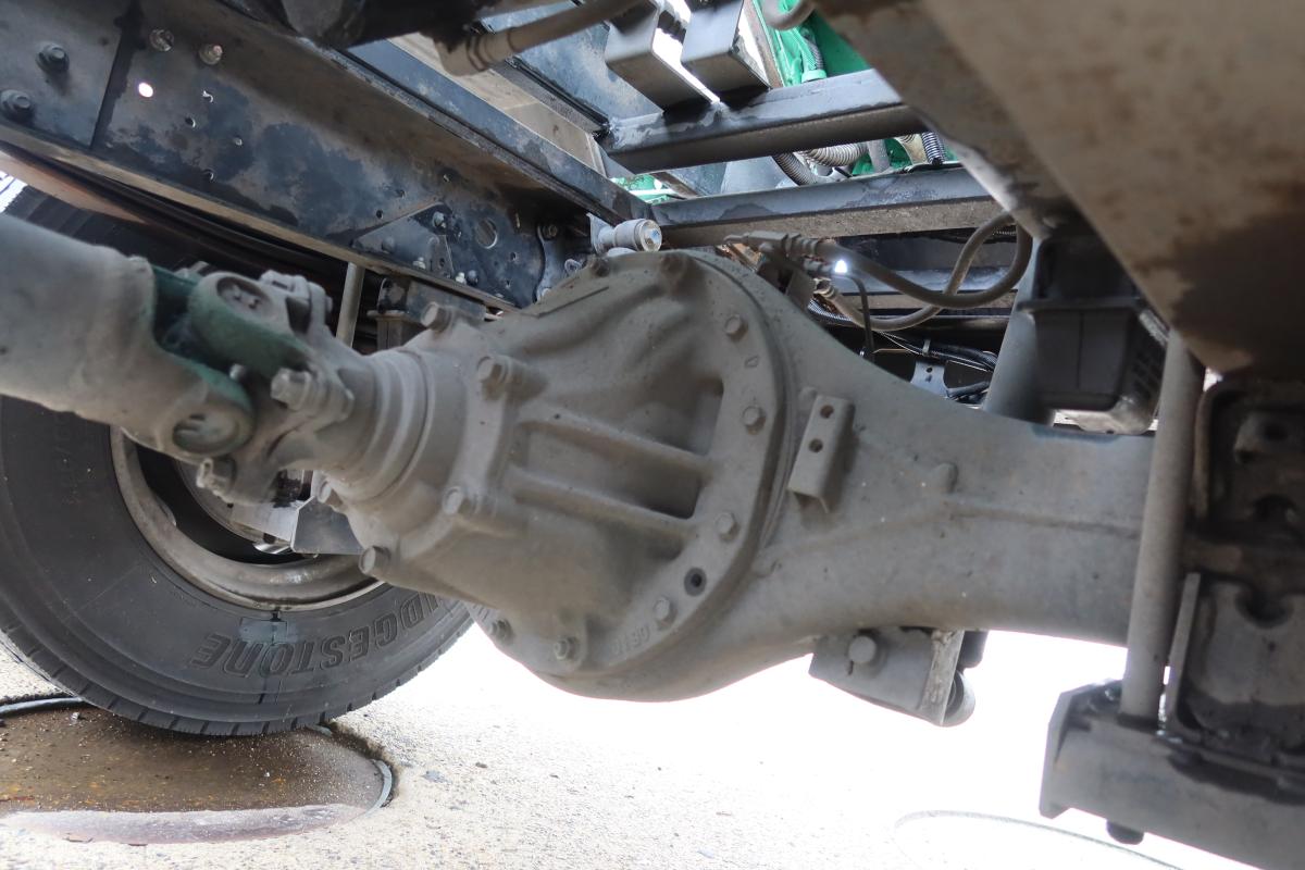 ワイド幅 巻き込みパッカー車 新明和製7.3立米 積載2550kg|中古トラックの販売・買取・査定のアイナビ